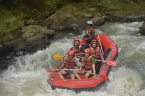 Cisadane rafting one group