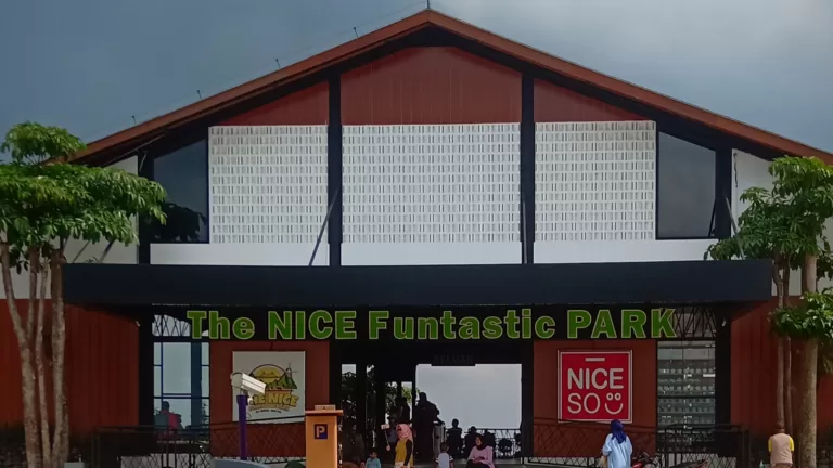 The Nice Funtastic Park