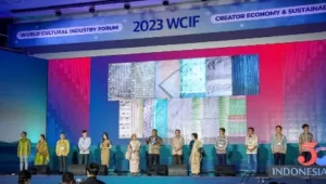 Wamenparekraf Promosikan Kain Songket Sumsel dalam ‘Indonesian Night’ di Daegu, Korea Selatan