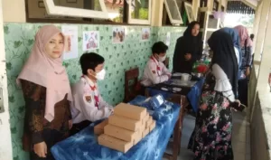 MAN Kendal Adakan Pameran Kreatifitas Siswa