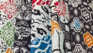 Keindahan dan Keunikan Batik Cirebon Seni Kain Tradisional yang Memikat Hati