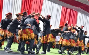 Semarakkan Hari Anak Nasional, Kemendikbudristek Gelar Festival Permainan Tradisional di Banyuwangi