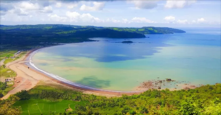 Taman Nasional Geopark Ciletuh Sukabumi