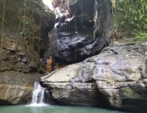Wisata Alam Curug Sempong Majalengka