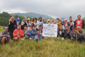 Camping Seru di Ranca Upas Bandung Selatan, Nikmati Pemandian Air Hangat dan Berinteraksi Dengan Rusa