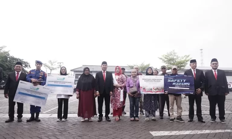 Pelindo Group Rayakan HUT ke-78 Kemerdekaan RI dengan Lomba dan Program Kepedulian