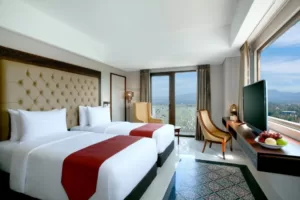 Alhambra Hotel & Convention