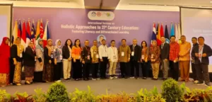 International Seminar on Holistic Approaches to 21st Century Education