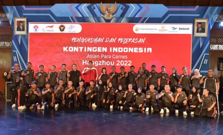 Menpora Dito Kukuhkan dan Lepas Kontingen Indonesia untuk Asian Para Games 2022 Hangzhou
