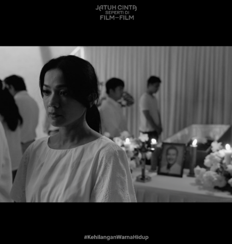 Jatuh Cinta Seperti di Film Film Bercerita Lewat First Look Dua Tokoh Utamanya