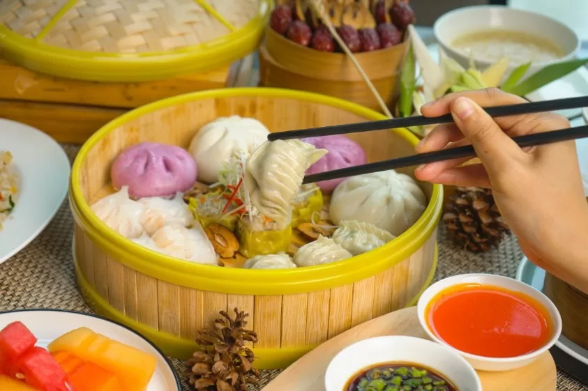Dim Sum Lezat Dengan Harga Terjangkau di Hotel Santika Premiere Hayam Wuruk