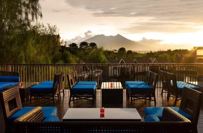 Dendra Restoran Menawarkan Menu & Konsep Baru - Bar & Dining