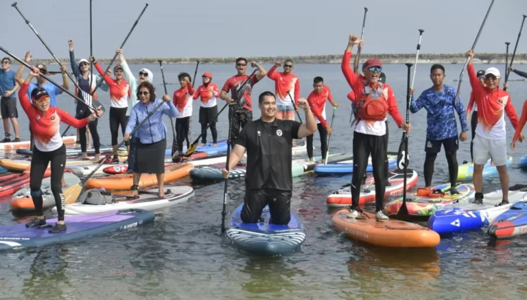 Menpora Lepas Kontingen Indonesia yang Ikuti ICF Stand Up Paddle World Championship di Thailand