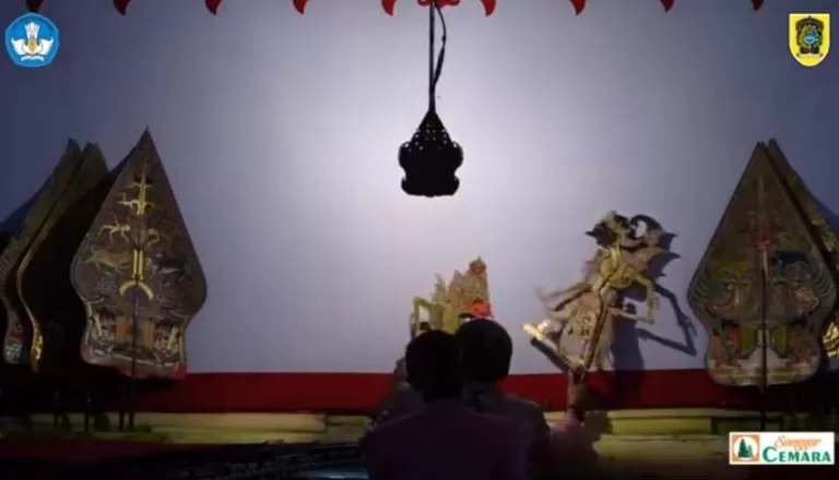 Sanggar Seni Budaya Bumi Manunggal Sri Sidomulyo Meriahkan Hari Wayang Nasional
