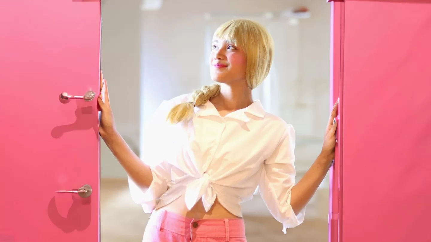 Tahun Baru Bergaya Barbie Di Grand Aston Puncak Bogor