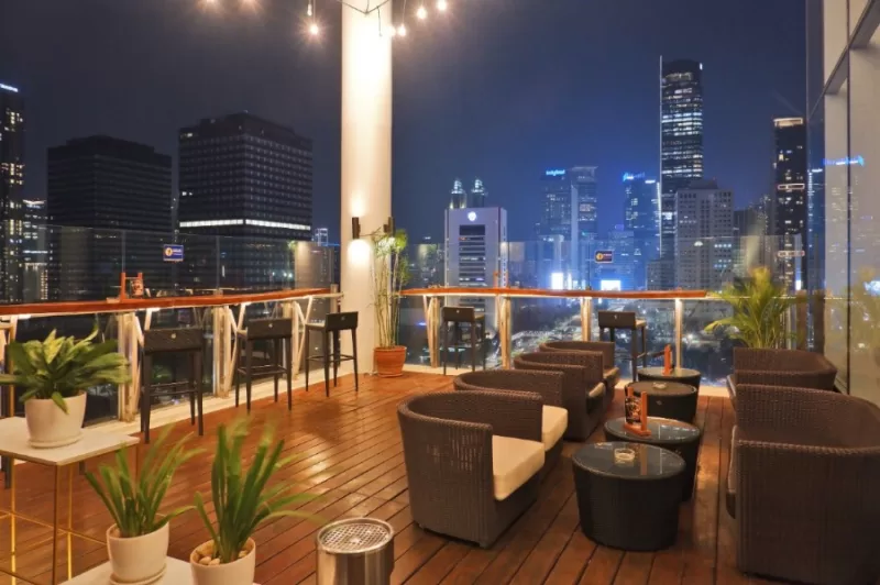 all seasons Jakarta Thamrin Hadirkan “Jungle Light”