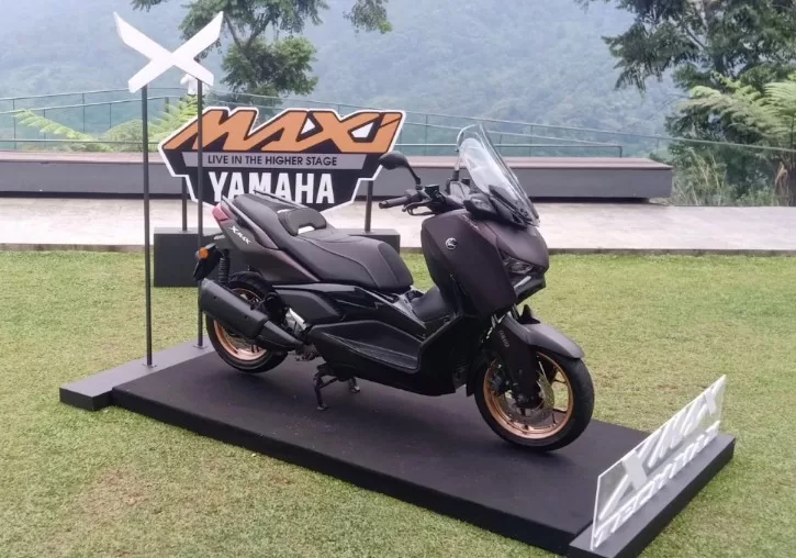 XMAX 250 TechMAX