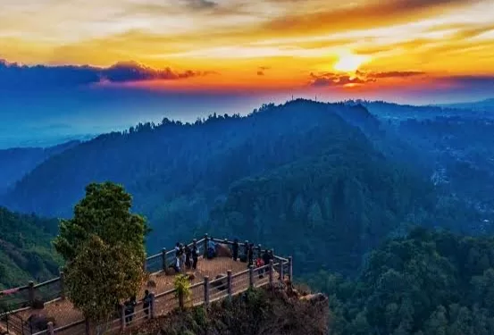 Rekomendasi Wisata Alam di Bandung, Keindahan Alam yang Memanjakan Mata Cocok Untuk Libur Lebaran Rekomendasi Tempat Wisata Di Bandung Untuk Malam Tahun Baru 2024