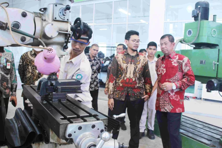 Menperin Ungkap Peningkatan Jumlah Tenaga Kerja Industri