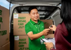 Pentingnya Aspek Pelayanan Pada Industri Logistik