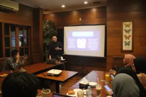 Studi HCC: Orang Indonesia Dengan Emotional Eater 2,5 Kali Berisiko Stres