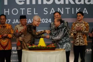 Menelusuri Nilai Sejarah Kota Sang Proklamator Bersama Santika Indonesia