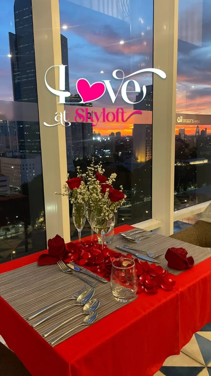 Rayakan Valentine Dengan View Kota Jakarta di Rooftop all seasons Jakarta Thamrin