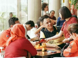 Sambut Tahun Baru Imlek, Atraksi Barongsai Dan Maskot Keberuntungan Morrissey Hotel Jakarta Berlangsung Meriah