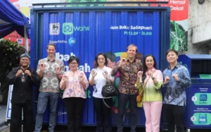 Super Indo Kenalkan Konsep Supermarket Ramah Sampah Dan Luncurkan Fasilitas Smart Waste Hub Di Kota Bandung
