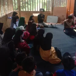 Peluncuran GLMAN (Gerakan Literasi Membina Anak Negeri) Edisi Kursus Bahasa Inggris Dan Pelatihan Komputer Gratis