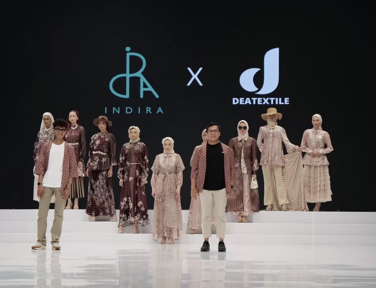 DEATEXTILE Dan INDIRA Membawa Keajaiban Fashion Ke Indonesia Fashion Week 2024!