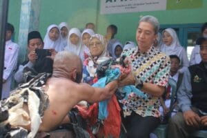 Happening Art Hari Bumi: Jangkar Jiwa Media Gegerkan Warga Gang Karet Tanah Sareal Bogor