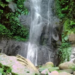 Hidden Gem Pangalengan, Curug Congeang Suguhkan.Suasana Sejuk Dan Asri