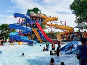 Liburan Ala Jepang Dan Korea Di Grand Splash Water Park Bekasi