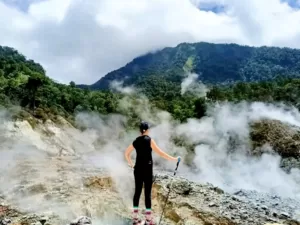 Kawah Ratu Gunung Salak Trekking Bersahabat Untuk Pendaki Pemula