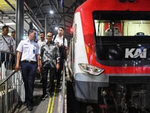 Menhub Mengajak Masyarakat Gunakan Kereta Bandara Guna Memudahkan Dan Mempercepat Menuju YIA