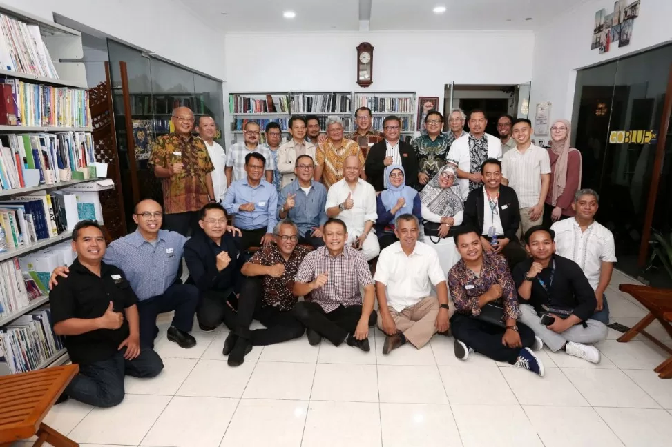 Majalah FOKAL Gelar Buka Bersama FOKAL di Euro Management Indonesia