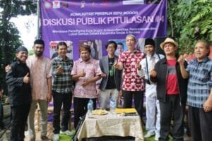 Happening Art Unik Warnai Kegiatan Diskusi Publik Pitulasan #4 Bersama Dedie A Rachim