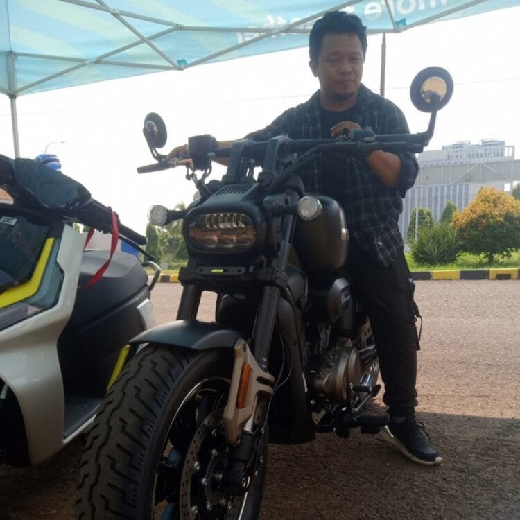 WMOTO Morbius 250 Siap Ramaikan PRJ Dengan Mesin V-Twin, Simak Spesifikasi Dan Harganya! 