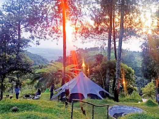 Starcamp Ipukan Palutungan Tawarkan Banyak Pilihan Glamping