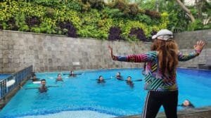 Rayakan HUT Jakarta, Ada Aqua Zumba Ala Betawi di ASTON Priority Simatupang