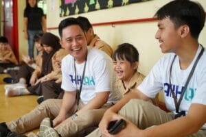 Rayakan HUT ke-25, Milenial PNM Berbagi Asa Bersama Siswa SLB Rawinala