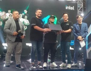 Predator Gaming Indonesia Uji Durability Dan Suhu Laptop Predator Helios 18, Siap Pecahkan Rekor MURI Untuk Livestreaming Non-Stop 40 Jam