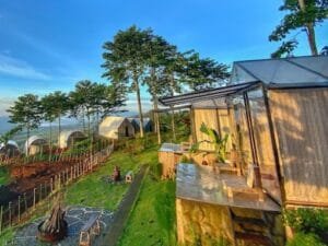 Pesona Ciremailand, Glamping Mewah Di Kuningan