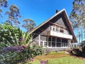 Berpetualang Uji Nyali di Rumah Pengabdi Setan Pangalengan