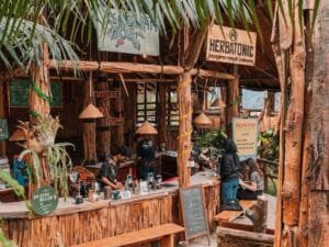 Wisata All In One Di KM Zero Sentul, Camping, Playground Sampai Kuliner Ada Di Sini