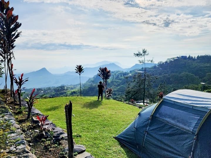 Kemah Seru Bisa Ajak Keluarga Besar di Dzakira Family Camping