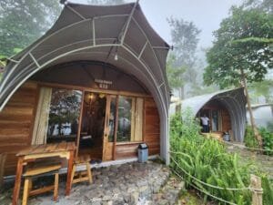 Bermalam Di Tepi Danau, Tanjung Pakis Tent Glamping Keluarga Di Situ Patenggang