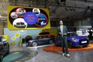 MINI Indonesia Hadirkan Rangkaian Kendaraan MINI New Generation di Gaikindo Indonesia International Auto Show (GIIAS) 2024