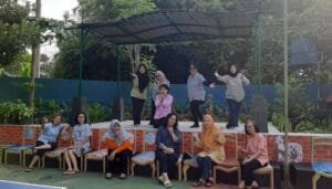 Pembangunan Panggung Sebagai Upaya Memfasilitasi Berbagai Kegiatan Warga